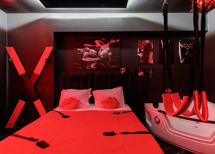 Romeo Nights - Private Rooms - Adults Only